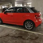 The Simpson - Luxury 2 Bed - Private Parking