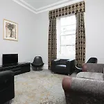 Cairn Hotel & Apartments