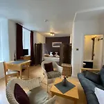 Royal Mile Suites By The Castle
