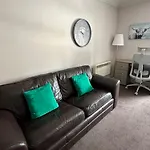 1 Bedroom Apartment In Old Town