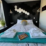 Private Cozy & Stylish Room In A Shared Flat In Edinburgh