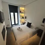 Edinburgh Retreat 2 Bedrooms & Steam Room