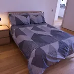 Modern Quartermile Apartment