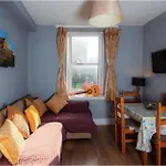 Warm & Welcoming Apartment City Center - Meadows! 2