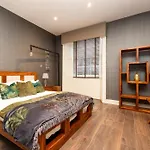 Beautiful 3Bed Apt On York Place