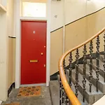 Queensferry To Leith Apartment