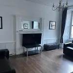 Central Morrison Street Apartment