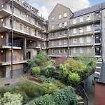 Grassmarket Apartment With Amazing Castle View