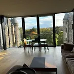 Stunning Park View Quartermile Apartment Close Proximity To Castle University