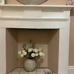 Spacious Apartment In Central Edinburgh
