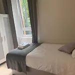 Modern City Centre Apartment In Central Location