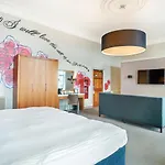 The Place Hotel