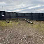 4 Bed Bungalow Near Airport