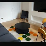 Modern City Centre Property In Central Edinburgh
