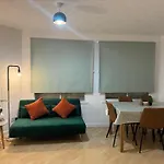 Cozy Central Apartment At Prime Location With Free Private Parking