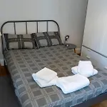 Comfy 1 Bedroom Flat In Edinburgh City Centre