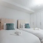 Luxurious Central Edinburgh Apartment - Sleeps 6