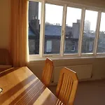 Sophisticated Edinburgh Apartment In City Centre
