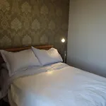 Sophisticated Edinburgh Apartment In City Centre