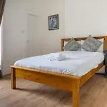 Bright High-Ceiling 2Bd Flat - Central Edinburgh!