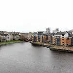 The Shore View Apartment
