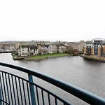 The Shore View Apartment