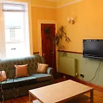 City Centre Apartment Lochrin