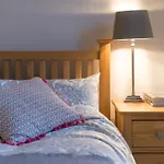 Dean Terrace Apartment