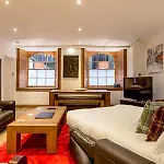 Heart Of The City By Edinburgh City Apartments