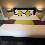 Rooms At Gpo
