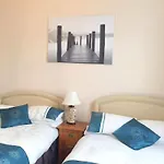 Tania Guest House