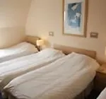 Rosevale Guest House B&B