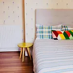 Cosy Bright Flat City Centre