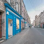 Cosy Holiday Apartment In Edinburgh City Centre, Rose Street