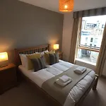 Penthouse Apartment In Edinburgh\'S City Centre