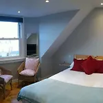 Falcon Crest Guest House