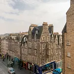 Destiny Scotland - Royal Mile Residence