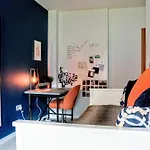 Contemporary Apartment With Garden