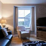 1 Bedroom Flat In Edinburgh