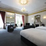 Grosvenor Suites