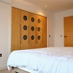 Views Over Forth Flat Sleeps 4
