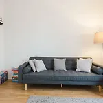 Henderson Row - Cosy New Town Apt 10 Minutes Walk From Princes St