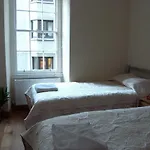 Edinburgh Central Apartment - 1F1 Worlds End Close
