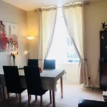 East Fountainbridge Apartment