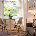 Scottish Stays - Edina Place Apartment