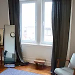 2 Bedroom Apartment Near The Shore