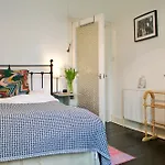 1 Bedroom Flat With Central Location