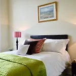 West End 2 Bedroom Georgian Apartment