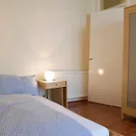 2 Bedroom Apartment In Pleasance