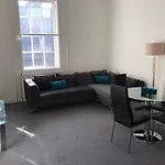 Central 3 Bedroom Flat